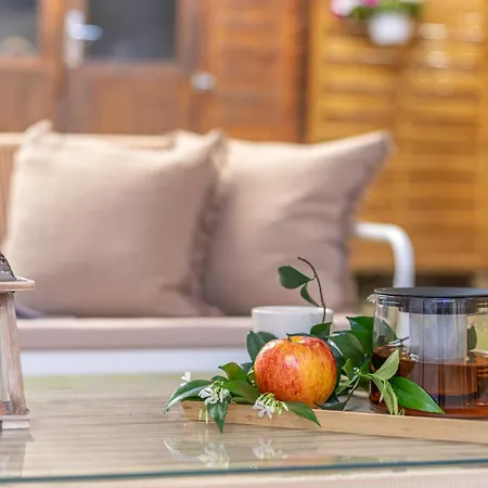 Apartment Giardino Privato & Comfort - Oasi Di Relax A